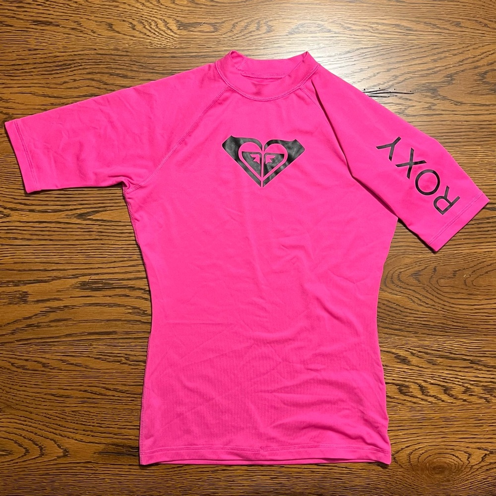 Roxy Pink Short Sleeve Tee with Iconic Logo